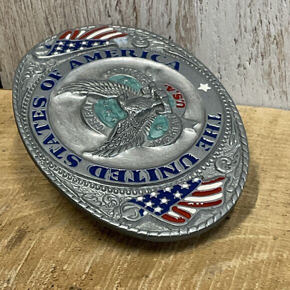 The United States of America Belt Buckle 1986 Mens Patriotic Military Silvertone - Picture 6 of 6